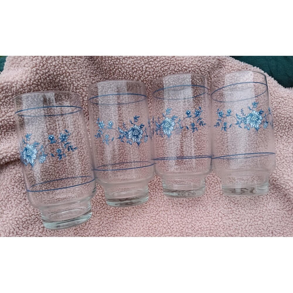 Glenwood by Arcopal France 10 oz Tumbler Blue White Floral Set of 4 Vintage